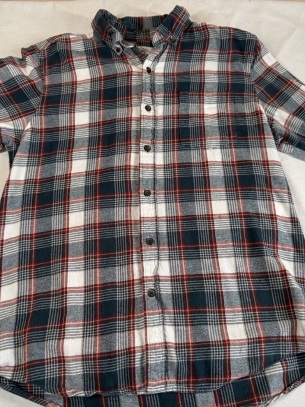 St. John's Bay Men's Button Up Long Sleeve Shirt Size Medium - Red/White/Blue